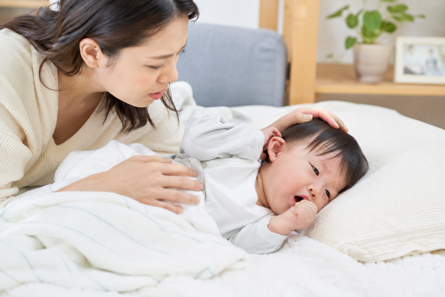赤ちゃんに透明でサラサラな鼻水が出る原因
