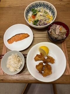 夕食
